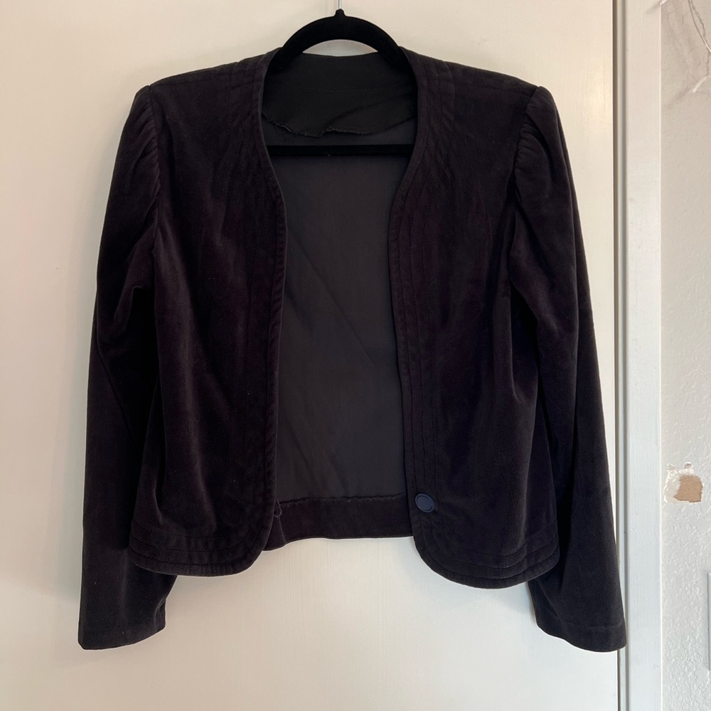 Vintage velvet like black jacket